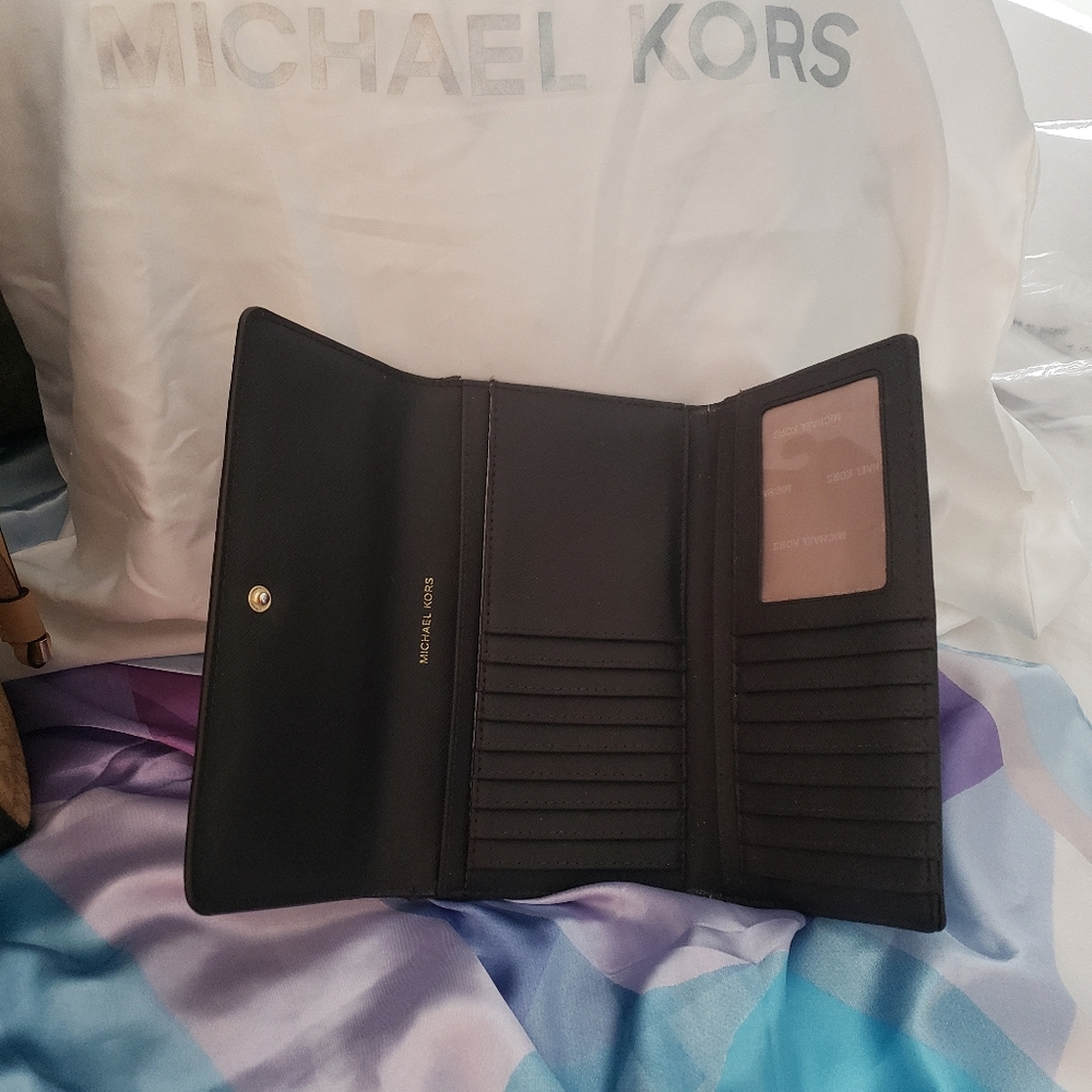 Wallet - Picture 4 of 11